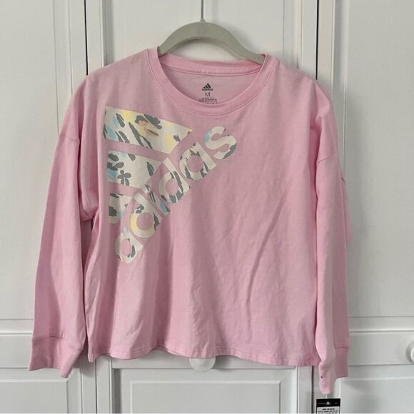 NEW Adidas Long Sleeve Loose Fit Logo Athletic Top Clear Pink Size Medium - Picture 2 of 9